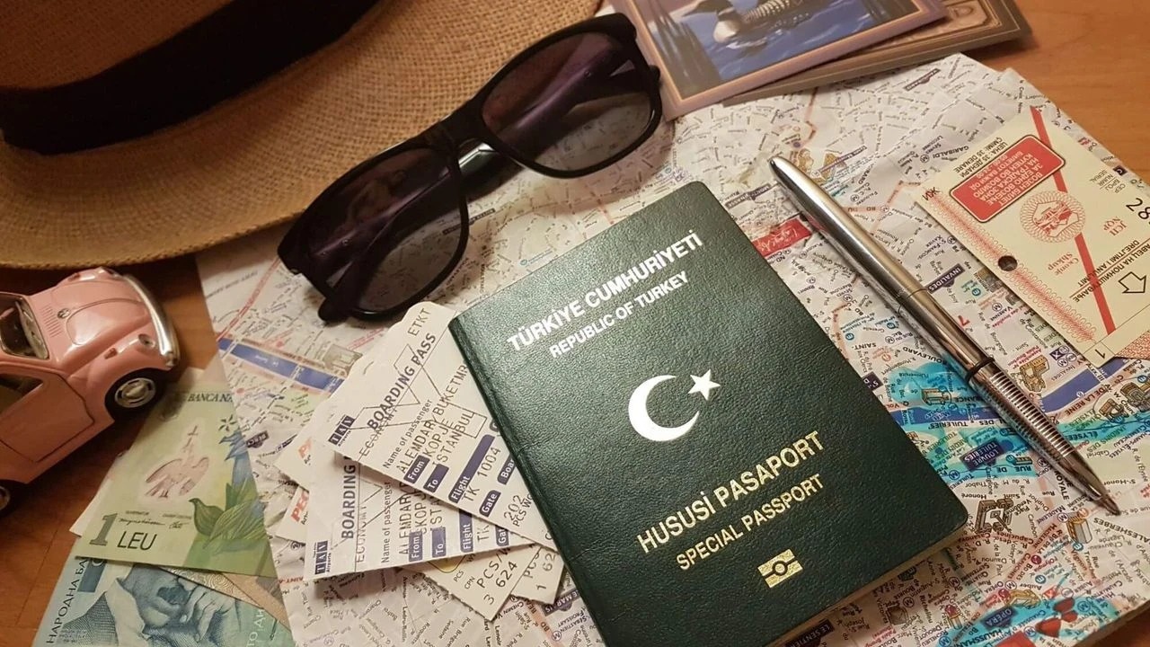 Yeşil Pasaport Nedir, Nasıl Alınır?