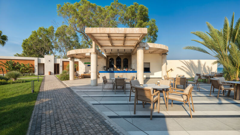 Merit Royal Gardens Hotel & Casino