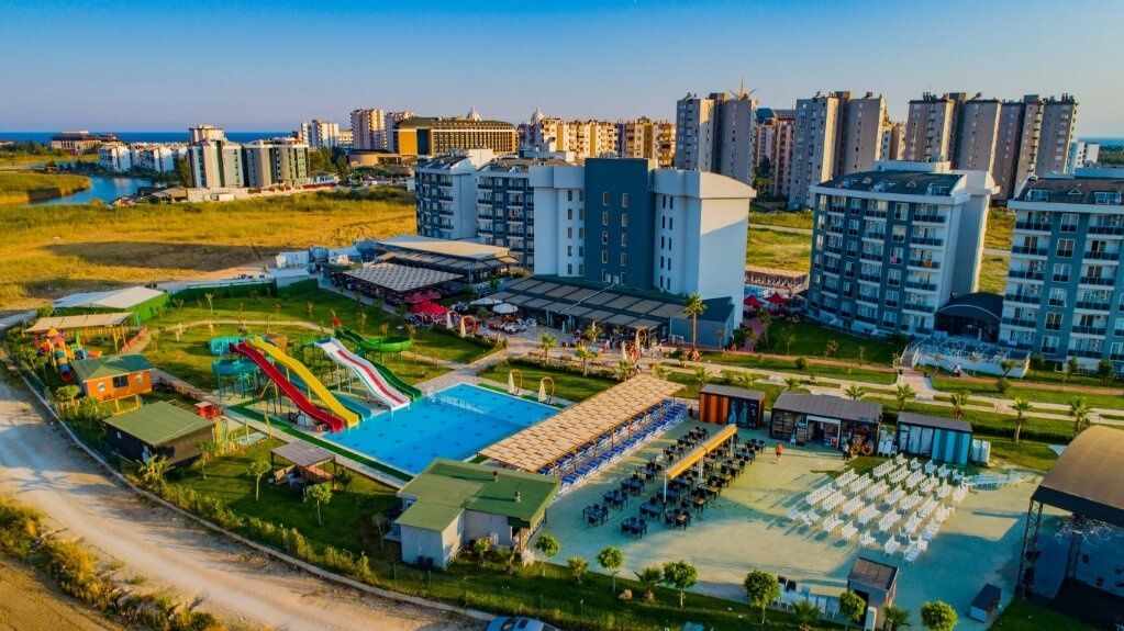 Palmora Lara Hotel