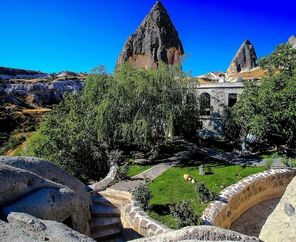 Travellers Cave - Traveller`s