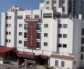 City Royal Hotel