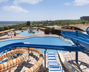 Nuh`un Gemisi Deluxe Hotel Casino