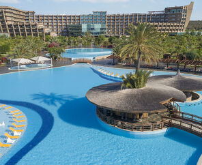 Nuh`un Gemisi Deluxe Hotel Casino