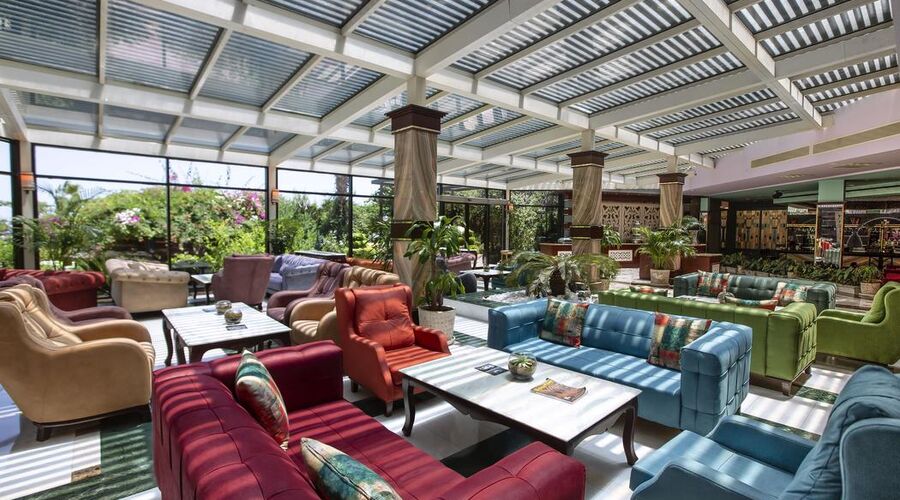 Merit Crystal Cove Hotel & Casino