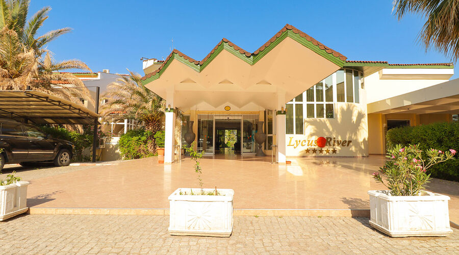 Lycus River Thermal Hotel