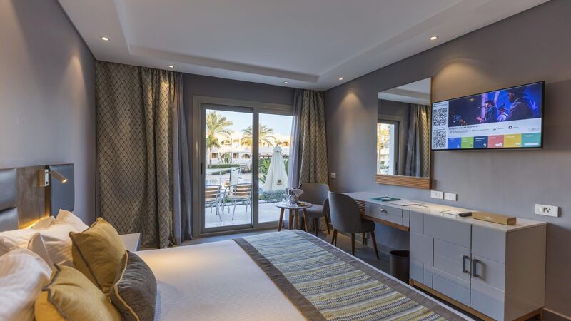 SUNRISE - Diamond Beach Resort Hotel