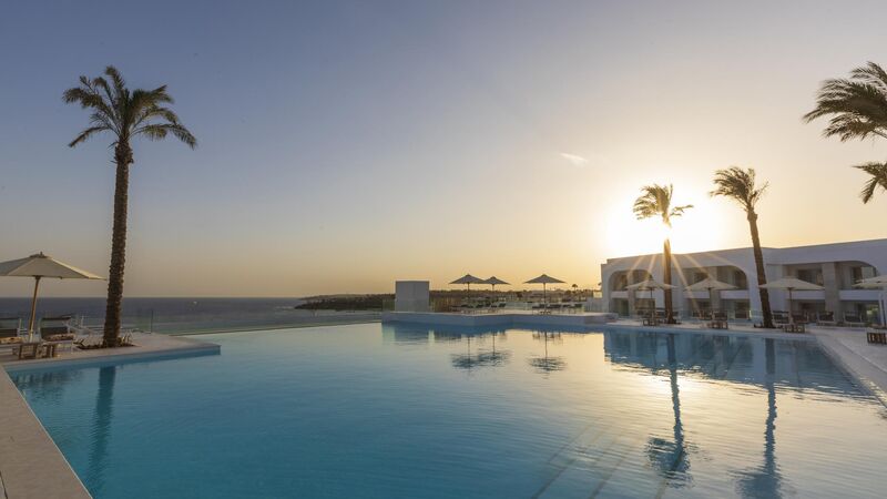 SUNRISE - White Hills Resort
