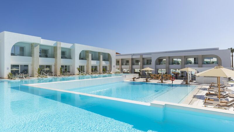 SUNRISE - White Hills Resort