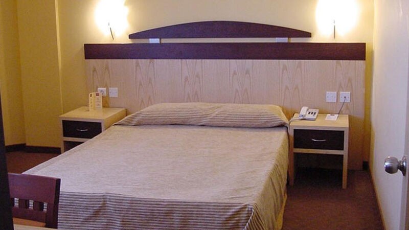 City Royal Hotel
