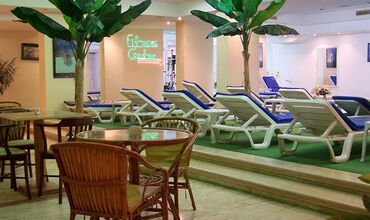City Royal Hotel