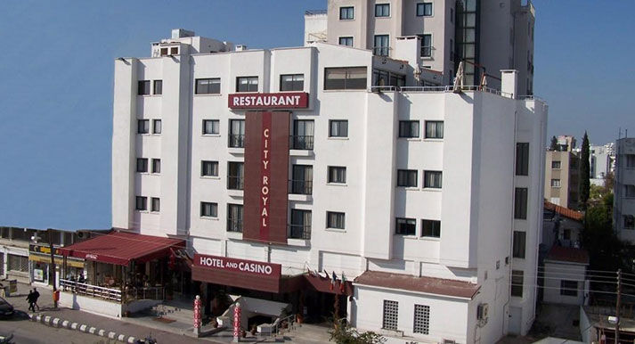 City Royal Hotel