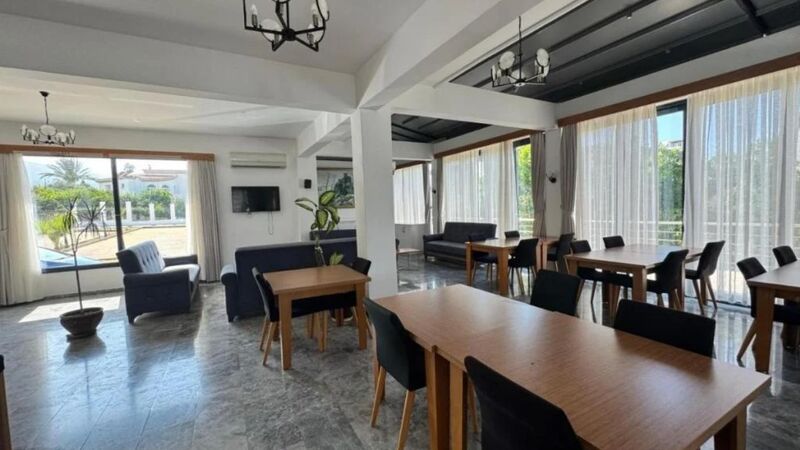 Bellapais Oasis Hotel