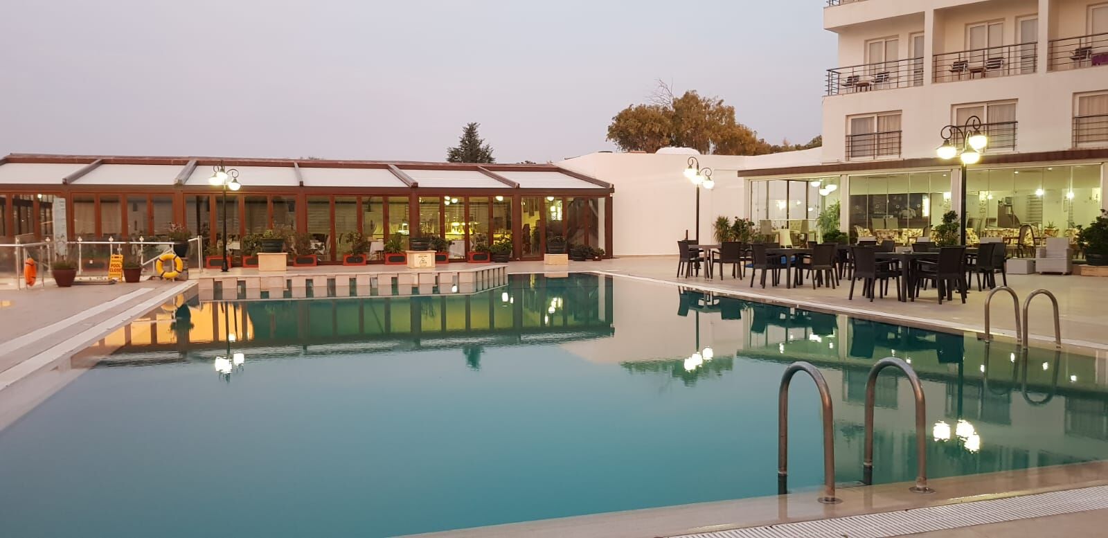 Ada Beach Hotel