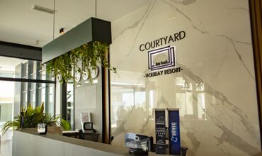 Courtyard Long Beach Holiday Resort