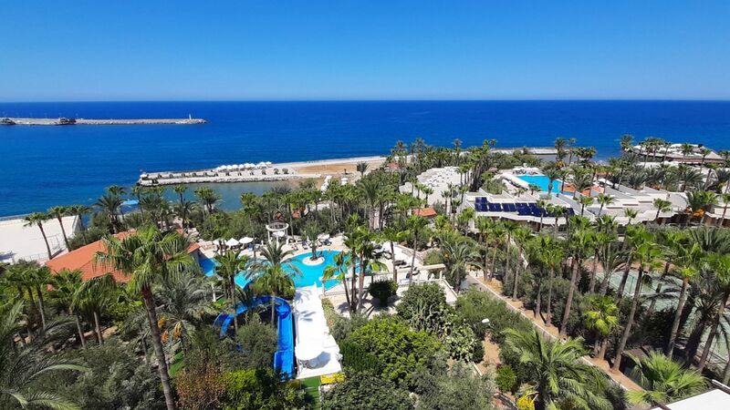 Oscar Resort Hotel