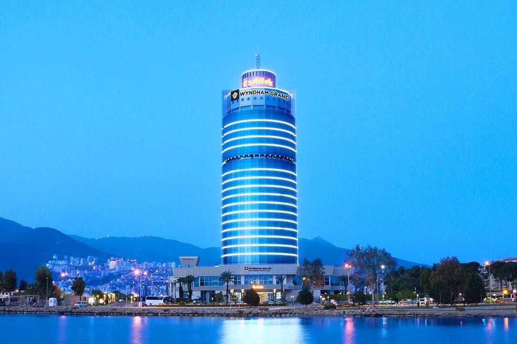 Wyndham Grand İzmir Özdilek Thermal & Spa