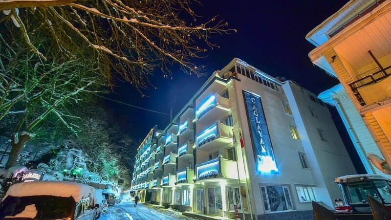 Oylat Kaplıcaları Çağlayan Otel