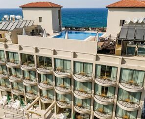Olivia Palm Boutique Hotel