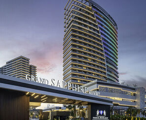 Grand Sapphire Resort Hotel