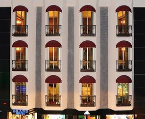 Grand Center Boutique Hotel