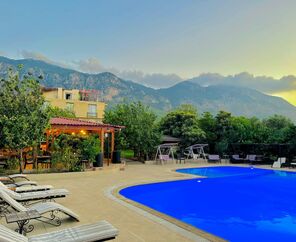 Lapida Garden Hotel
