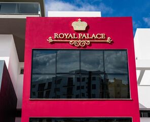 Royal Palace Hotel