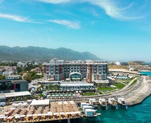 Kaya Palazzo Resort 
