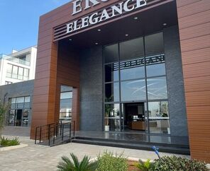Ekor Elegance Hotel