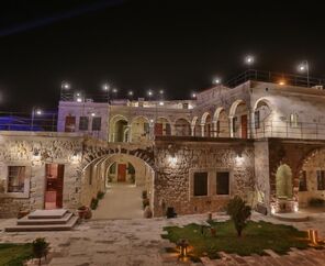 Acropolis Cave Suite