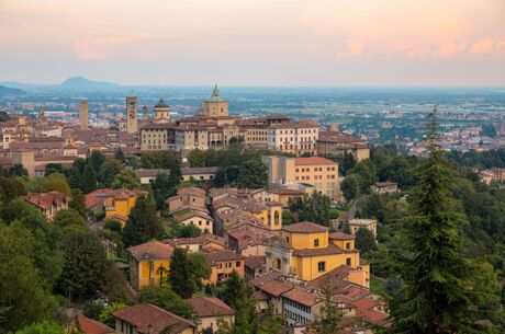 Büyük İtalya Turu Ajet Havayolları İle 5 Gece 6 Gün (Bergamo–Roma)