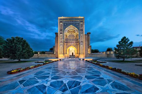 Görkemli Özbekistan İpek Yolunun İncisi - THY ile 25 Mayıs Hareket (Kurban Bayramı Özel) AT1164
