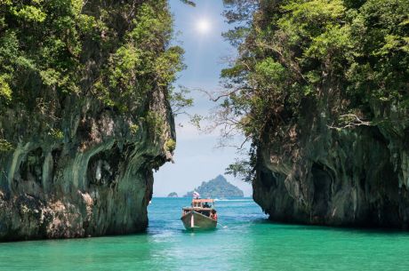 Bangkok Phuket Serüveni turu Qatar Havayolları ile 6 Gece Öğlen Uçuşu (BKK-HKT) 2026 Dönemi