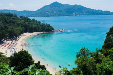 Bangkok Phuket Serüveni turu Qatar Havayolları ile 6 Gece Öğlen Uçuşu (BKK-HKT) 2026 Dönemi