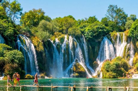 Otobüs İle Balkan İncileri (6 Gece) İzmir Hareketli