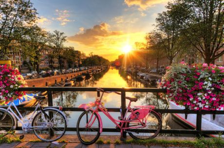 Çukurova Kalkışlı Comfort Benelüx & Paris & Almanya Sun Express Hava Yolları ile 6 Gece Ekstra Turlar Dahil DUS-DUS 2026 Dönemi