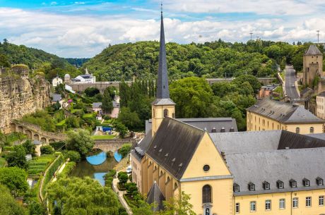 Çukurova Kalkışlı Comfort Benelüx & Paris & Almanya Sun Express Hava Yolları ile 6 Gece Ekstra Turlar Dahil DUS-DUS 2026 Dönemi