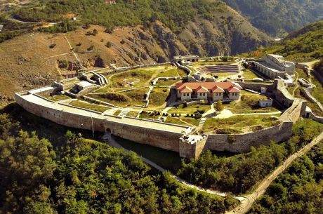 Kosovalı Büyük Balkanlar Turu AJet ile Extra Turlar ve Akşam Yemekleri Dahil PRN-PRN