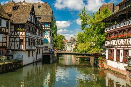 Ankara`dan Direkt Hareket Görkemli Rüya Üçgeni Almanya - Fransa - İsviçre 3 Gece - SunExpress ile (2026 İlkbahar - Yaz Dönemi) AT1294