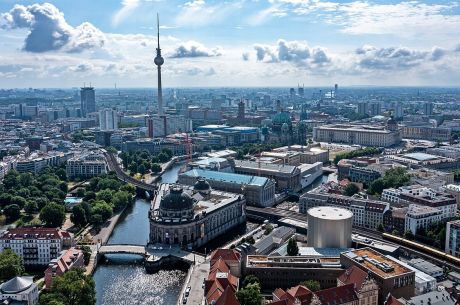 Otobüs ile Baştan Başa Avrupa Turu 13 Ülke 37 Şehir 16 Gün 14 Gece Konaklamalı