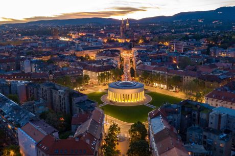 Orta Avrupa'dan Adriyatik'e “Macaristan, Hırvatistan, Slovenya, Avusturya“ AJet ile 7 gece (BUD-VIE) Budapeşte (2) - Tihany - Zagreb (1) - Ljubljana (2) - Graz - Viyana (2) | Tüm şehir turları dahil |