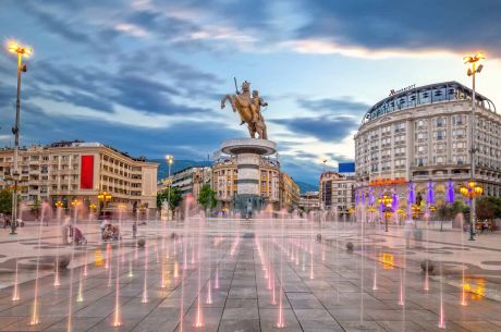 İzmir Çıkışlı Kosovalı Büyük Balkanlar Turu Pegasus ile Extra Turlar ve Akşam Yemekleri Dahil SKP-SKP