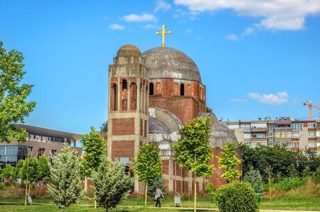 Balkan Güzelleri Ajet Havayolları ile Kosova Makedonya Turu