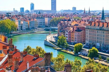 Otobüs İle Büyük Avrupa Masalı Eskişehir - Ankara Hareketli